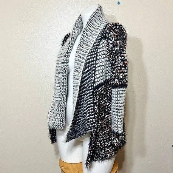 Anthropologie brand LA FEE VERTE PETITES Cardigan So soft Acrylic blend XS EUC - Picture 6 of 15